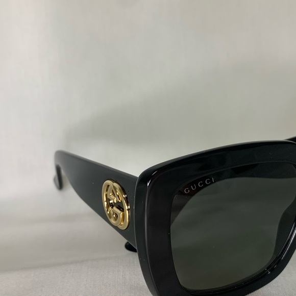 Gucci Sunglasses GG0141S 001 Black Optyl Frame Gold GG logo - Picture 3 of 7